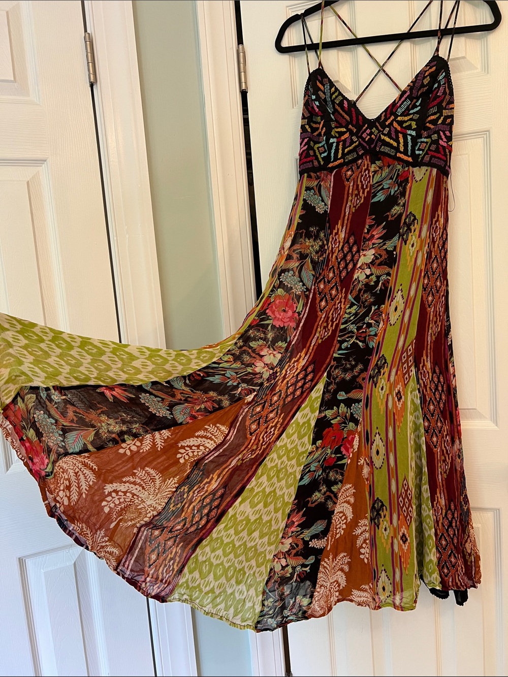 Bohemian Strappy Maxi Dress - Multicolor - Picture 6 of 16